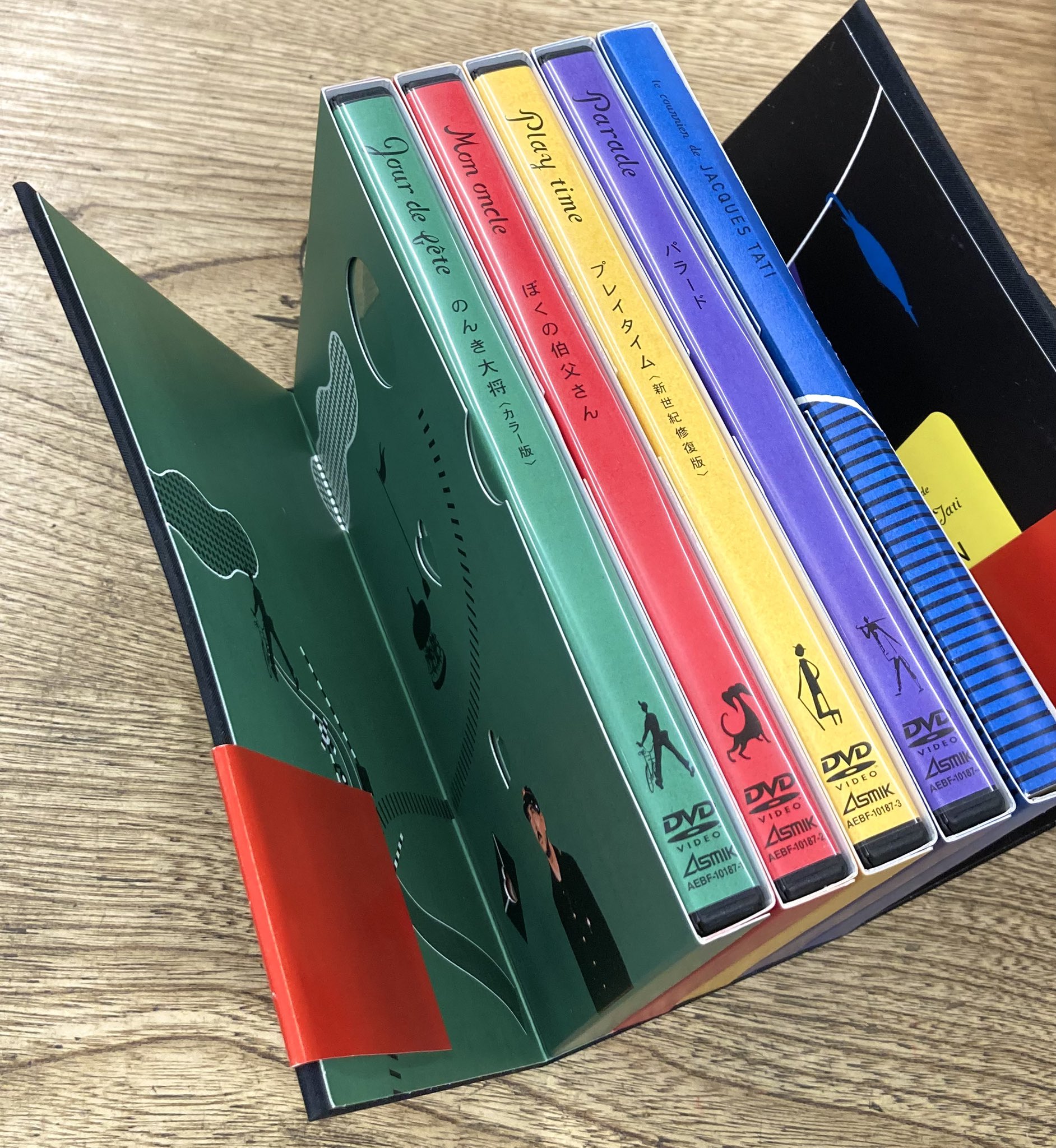 ジャック・タチの世界 DVD BOX＜初回生産限定版＞ Amazon.co.jp: ジャック・タチの世界 DVD-BOX : ジャック・タチ