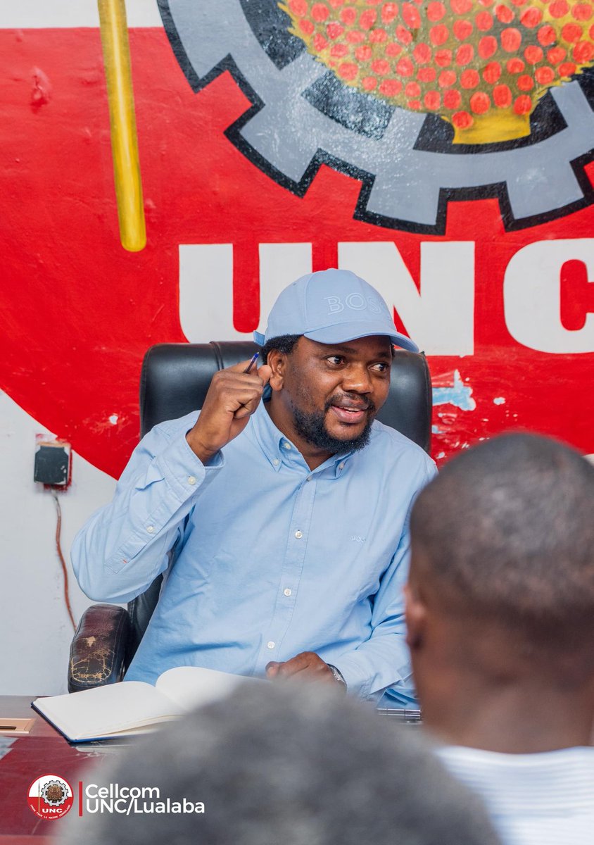 sylvainlumuanga's tweet image. Ce dimanche 27 juillet 2025 , l’inter fédéral de l’UNC LUALABA l’honorable @ChristianMasud_ a presidé une  réunion importante au siège du parti à kolwezi avec l’ensemble des chefs de corps du parti. 
L’objet principal était la #restructuration du parti en province, conformément…