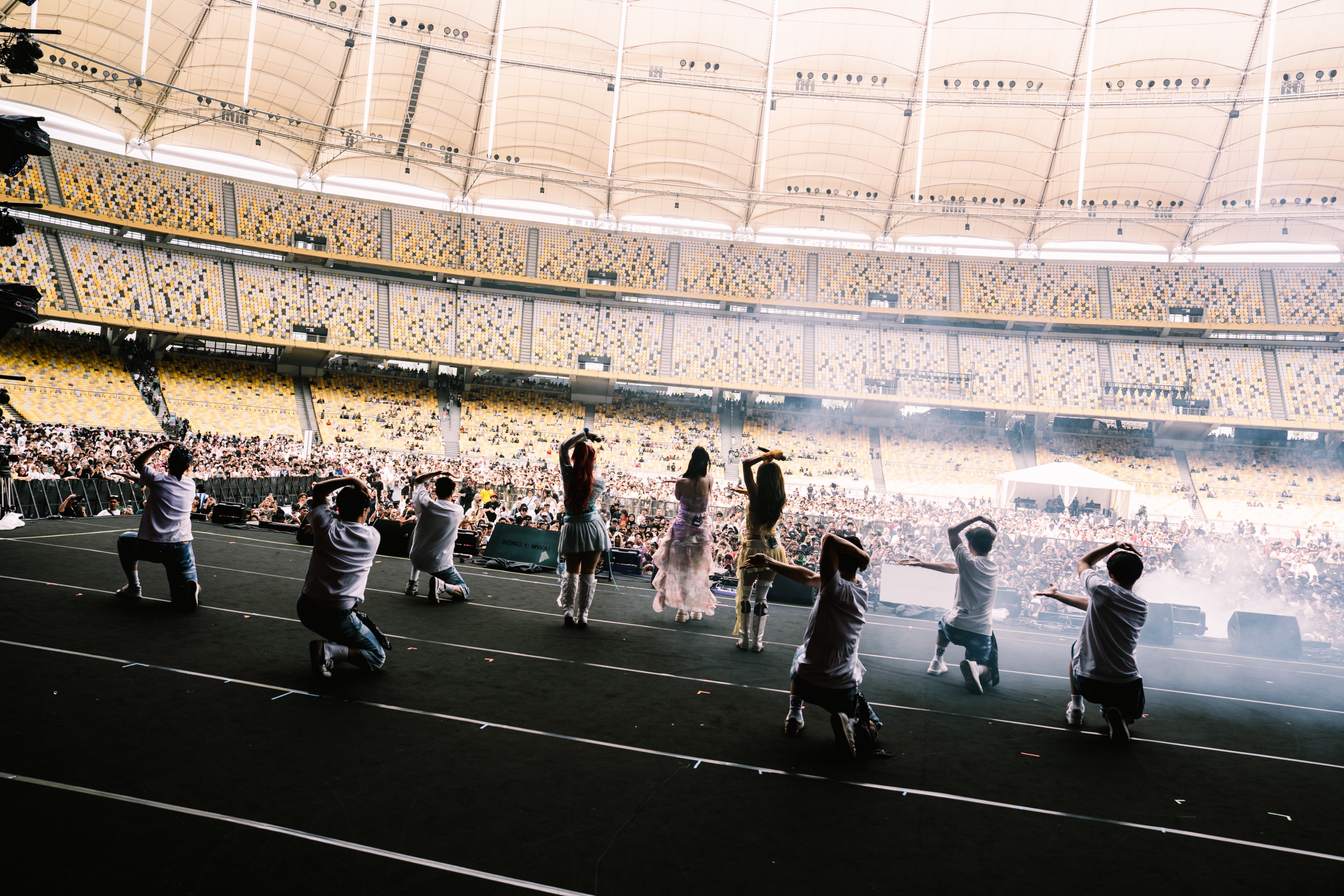 Gw7r7i8bAAAPxZY?format=jpg&name=4096x4096