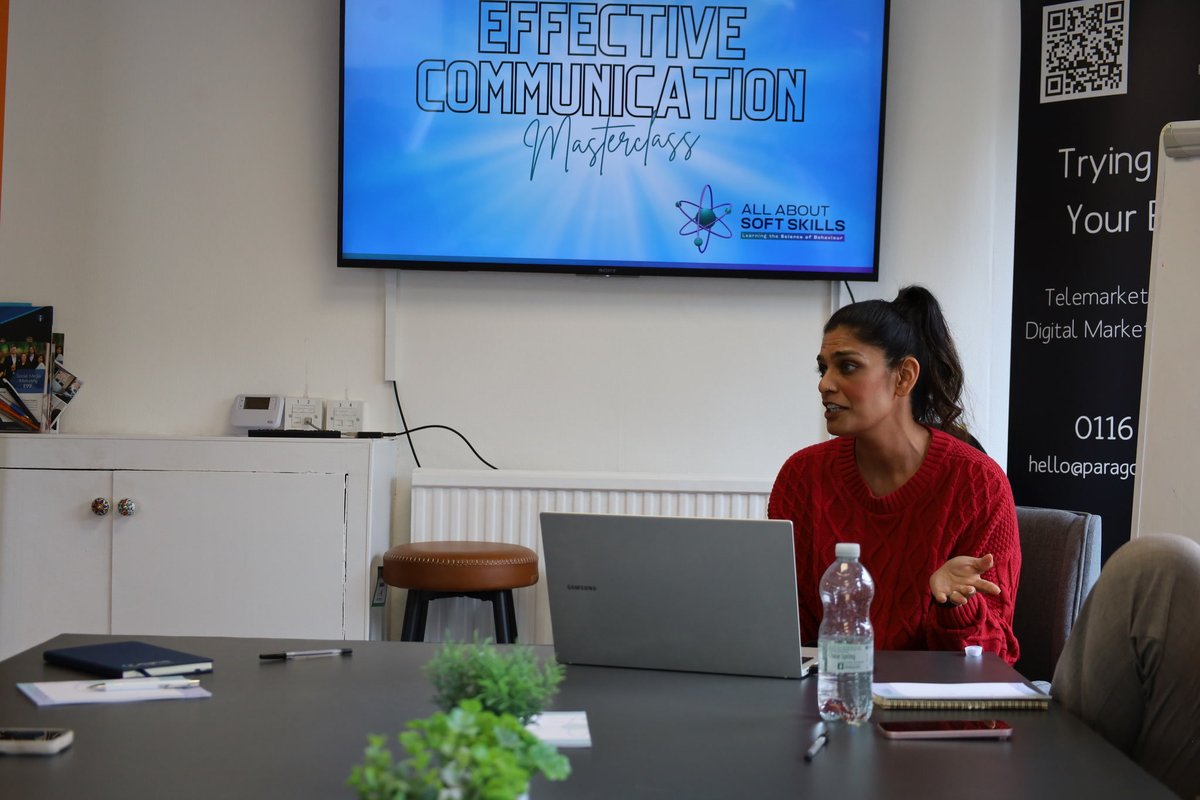 ParagonCreativz's tweet photo. Our boardroom is the perfect space for you to hold workshops just like this!

We recently hosted a session on effective communication. The team were able to get creative and learn some valuable skills.

Contact us to book your next meeting, workshop, or event!

#creativestudios https://t.co/uhiMXnXkVw