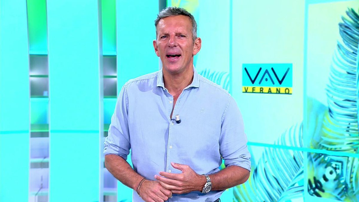 vamosavert5's tweet image. Agreden con lejía y botellas a una madre y su hijo por ser vulnerables
🔵 Arranca #VamosAVer28J con @PratSandberg, @Patricia_Pardo y @AdriDorronsoro en @telecincoes
mdia.st/directo5