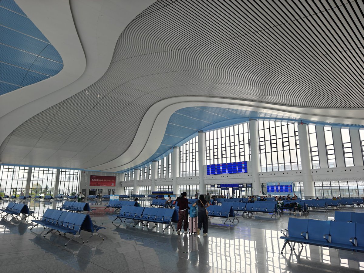 hayakawateresa's tweet image. #25May乗車記録
G1420 鄱陽 - 浮梁東
CRH380A - 2742
0833-0913 91