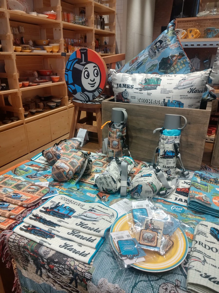daltonreginald1's tweet image. looky looky