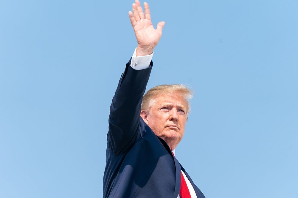 Entre susto o muerte, la UE ha elegido susto, pero al campo le crea un gran perjuicio. Le toca mover ficha para aligerar requisitos de producción incensarios que nos lastran  👉uniondeuniones.org/post/union-de-… #arancelesUSA #Trump