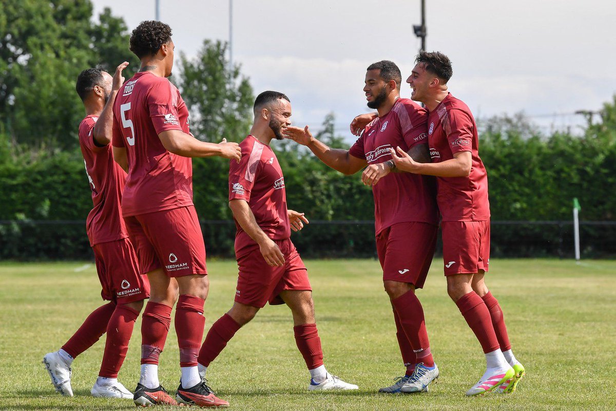 NuneatonTFC's tweet image. Opening Day Delight for Travelling Town against Ten-Man Swans
Match Report: Newport Pagnell Town 0-1 Nuneaton Town
🔗nuneatontownfc.co.uk/news/match-rep…
📝 By George Kirk
Next up: G.N.G Oadby Town at the Oval on Tuesday 29th July, 7.45pm