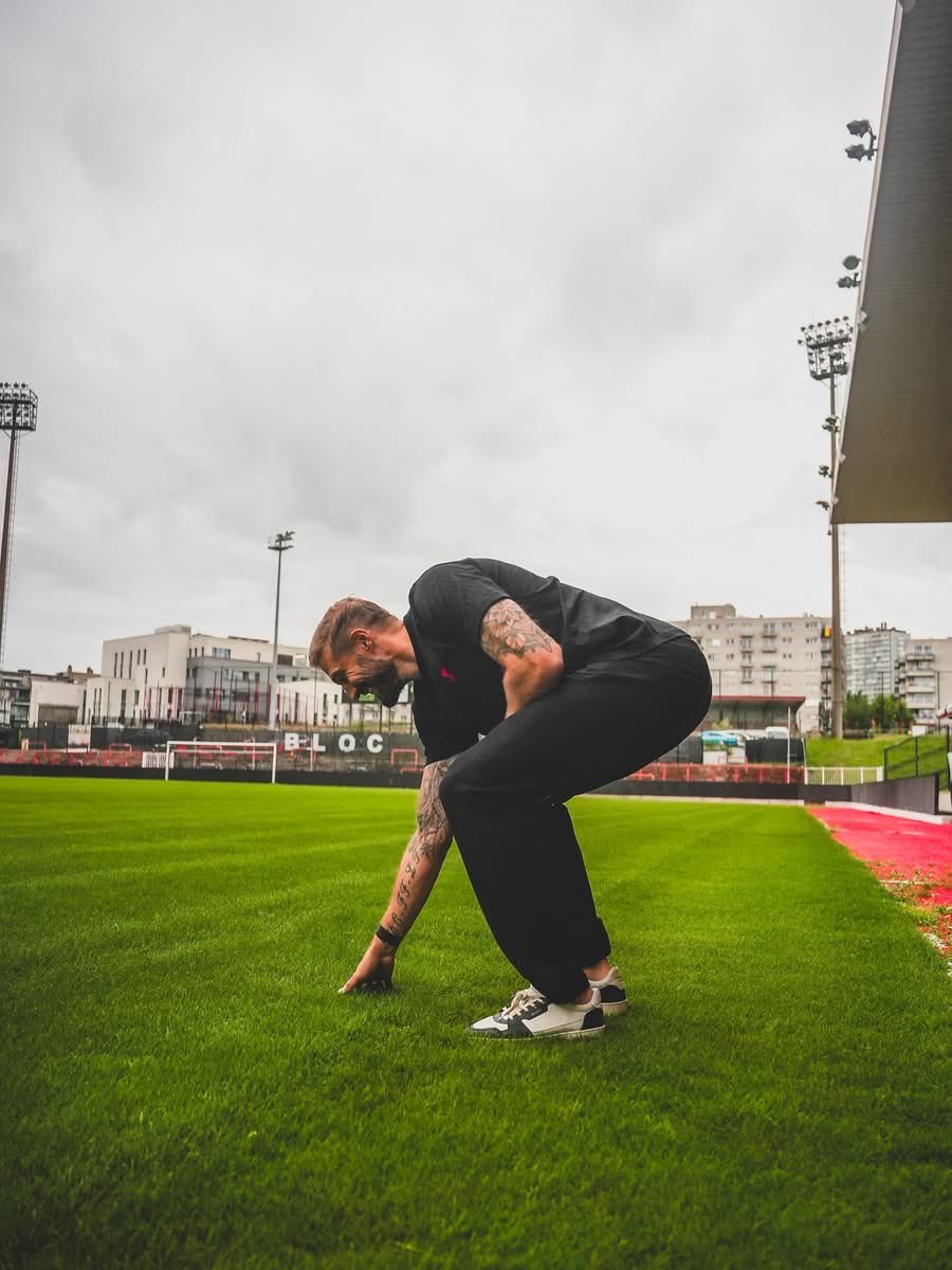 rwdm_brussels's tweet image. Au temple 🏟️