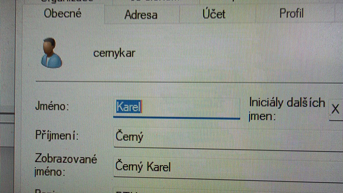 10/10 login. Kéž bych se mohl přihlašovat do pracovního pc pomocí "cernykar"

<a href="/karkokotovic/">Kar🥀</a> omlouvám se za doxx!