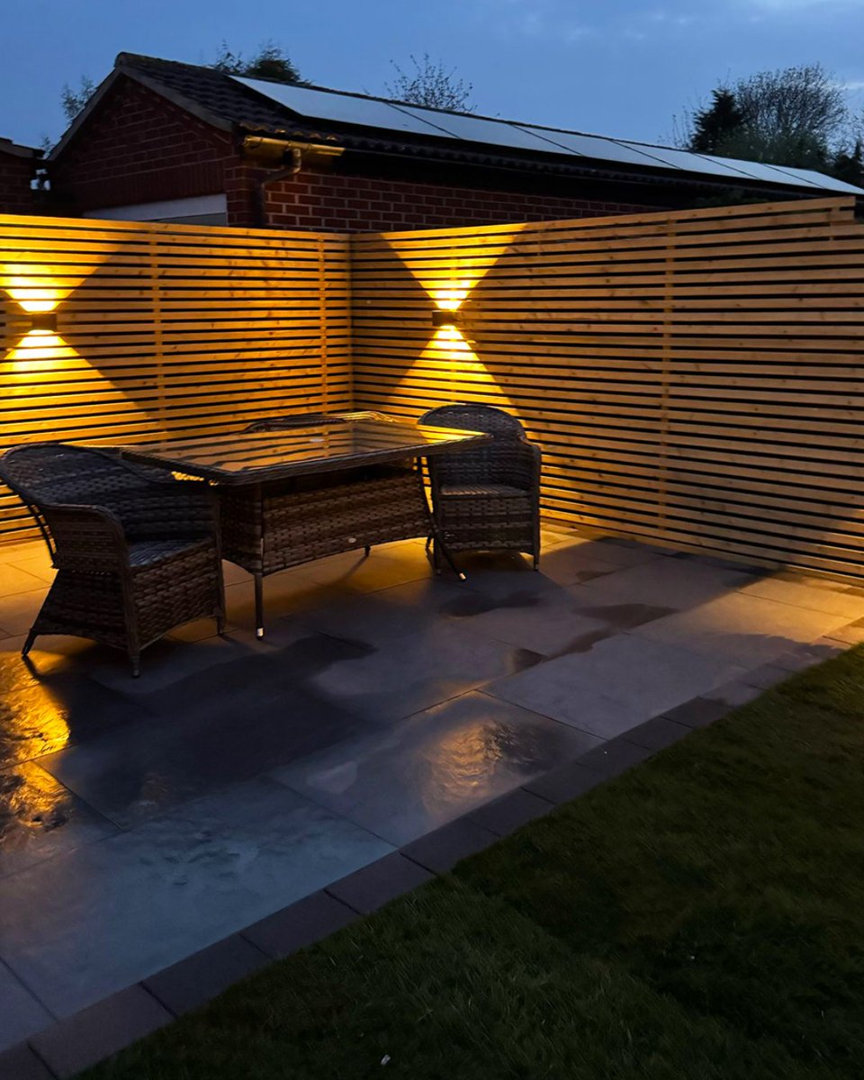 ✨ Make a stylish entrance - every time!

A stunning project by S2C Construction Ltd featuring Nero Porcelain paving in bold black, charcoal &amp; grey tones.

✅ R11 slip rating
✅ Flat, vitrified finish
✅ Modern look, lasting quality

👉 nustone.co.uk/product/nero-p…

#Nustone