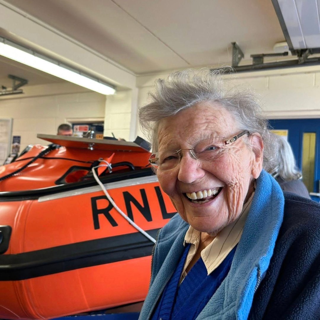 RNLI (@rnli) on Twitter photo The sun has been shining and our #July photo round-up shows it 😎
From incredible skies, to care home residents touring <a href="/AmbleRNLI/">Amble Lifeboat</a>, to four-legged friends and young fans keeping a watchful eye near the water, we've seen some great snaps this month!
Keep tagging us in them 📸 The sun has been shining and our #July photo round-up shows it 😎
From incredible skies, to care home residents touring <a href="/AmbleRNLI/">Amble Lifeboat</a>, to four-legged friends and young fans keeping a watchful eye near the water, we've seen some great snaps this month!
Keep tagging us in them 📸