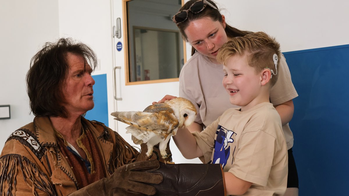 percyhedley's tweet photo. Who wouldn't want to spend a morning holding cute animals? 🦊🕊️

@zanteandfriends delighted our learners and staff at Northern Counties' Summer School last week.

#ZanteTheFox #WorldNatureConservationDay #CuteAnimals https://t.co/ziQ5Kd40UQ