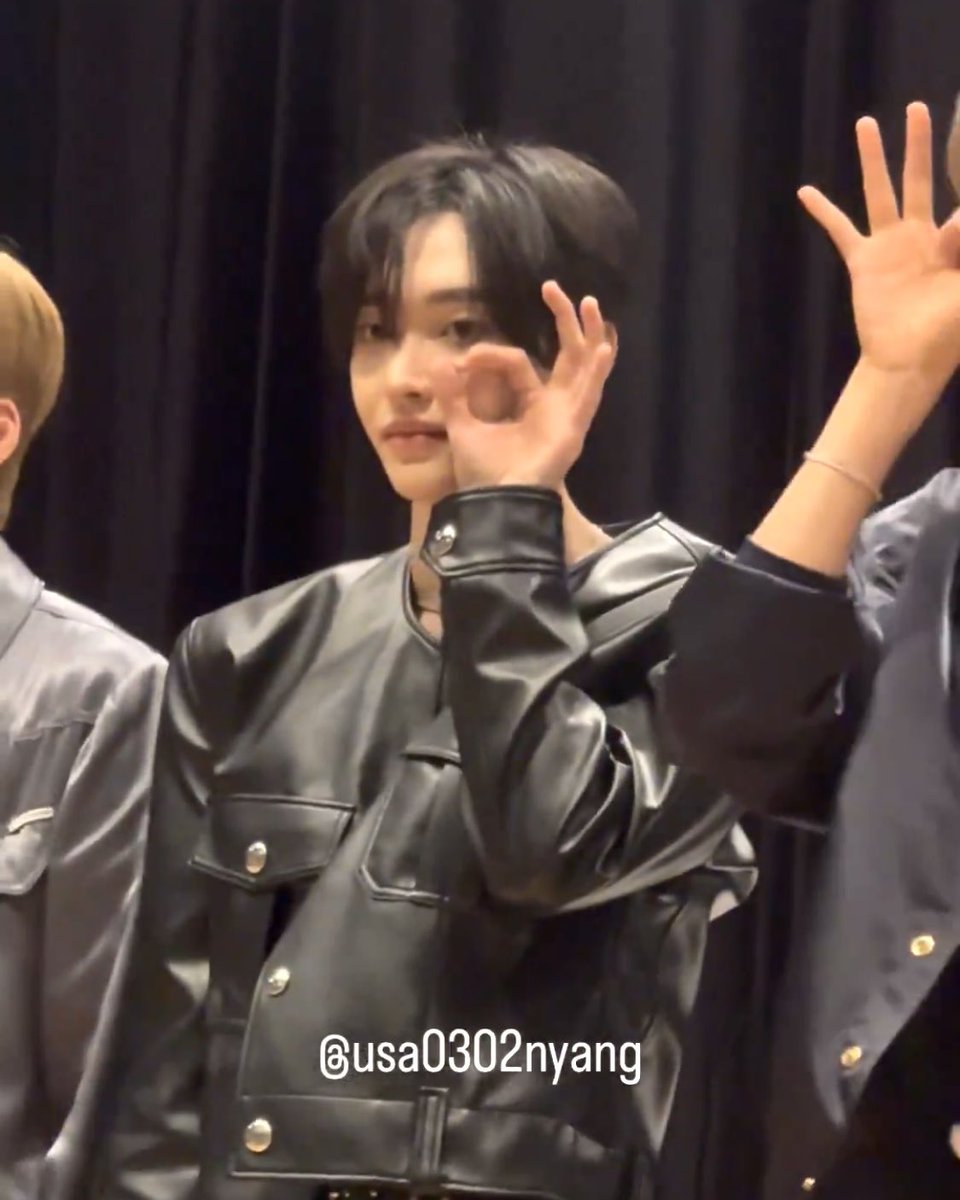 bbini1wb's tweet image. 원빈 볼 귀여웡👌🏼