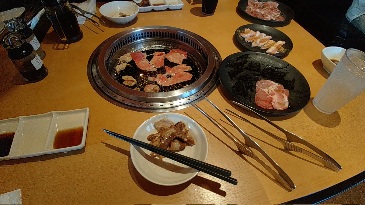 kei_rgk's tweet image. 食べ放題に来たのに食べなさすぎ！もっと食えよ！飯ハラ