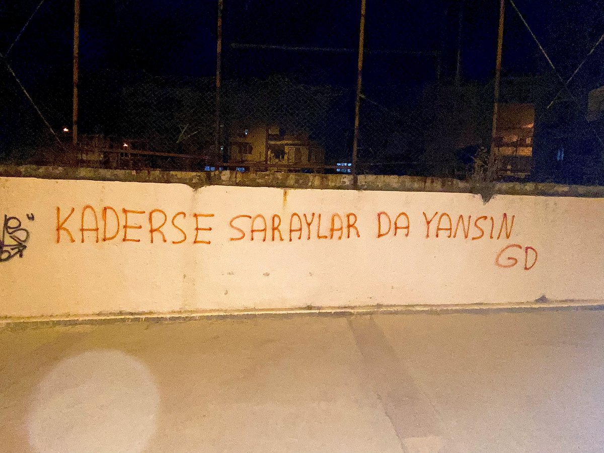 gdevirecek's tweet image. KADERSE SARAYLAR DA YANSIN!