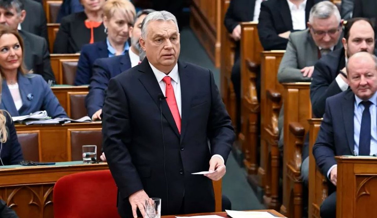 KamenjarCom's tweet image. Orban: Trump je 'pojeo' Ursulu za doručak kamenjar.com/orban-trump-ur…