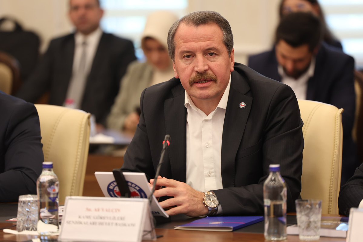 MemurSenKonf's tweet image. 8. Dönem Toplu Sözleşme görüşmelerinin ilk oturumu, Çalışma ve Sosyal Güvenlik Bakanlığı'nda başladı.
@csgbakanligi
@isikhanvedat @_aliyalcin_
#MemurunTeklifi