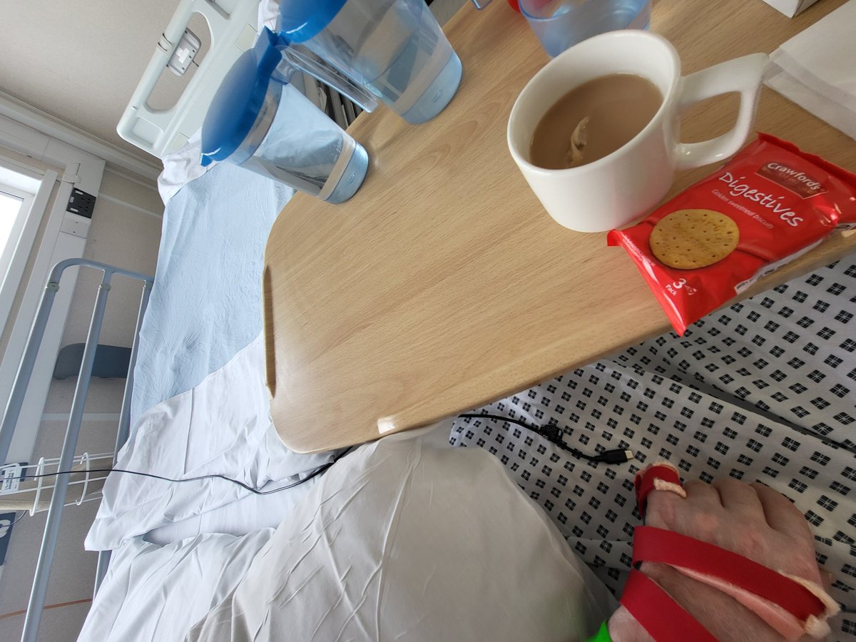 TimmyUk's tweet image. ... tea time again wearing my excellent glasses watching nothing because it's early in sideroom in hospital ... ๐ฅ ๐ ๐งโโ๏ธ ๐ฑ ๐ผ ๐คณ ๐ฐ ๐ก โ๏ธ ๐ซ ๐ช
