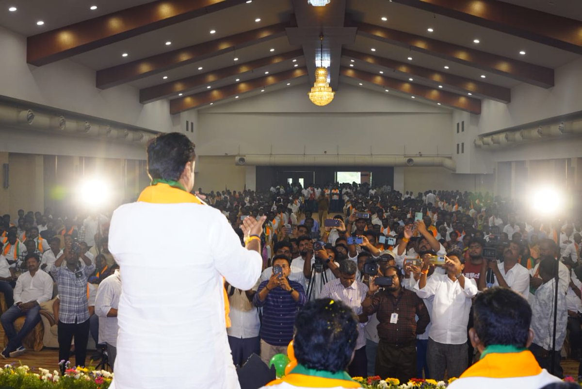 BJP4Andhra's tweet image. బిజెపి నంద్యాల జిల్లా విస్తృతస్థాయి కార్యకర్తల సమావేశం 
#Saradhyam