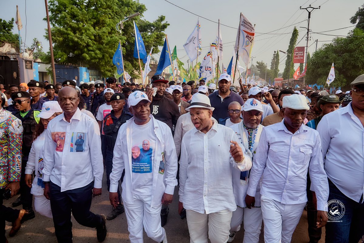 YvesBuya1's tweet image. #RDC Nous vous invitons à découvrir, à travers une série d’images, les événements marquants la journée du samedi 26 juillet 2025 dans la ville de Mbuji-Mayi.
Cette journée restera historique et mémorable pour la ville de Mbuji-Mayi ainsi que pour l’ensemble des cinq territoires…