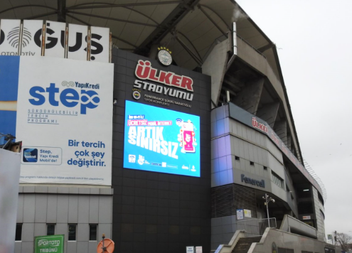 Statta tabela değişimi tamamlandı. 'Chobani Stadyumu' Fenerbahçe Şükrü Saraçoğlu Spor Kompleksi.