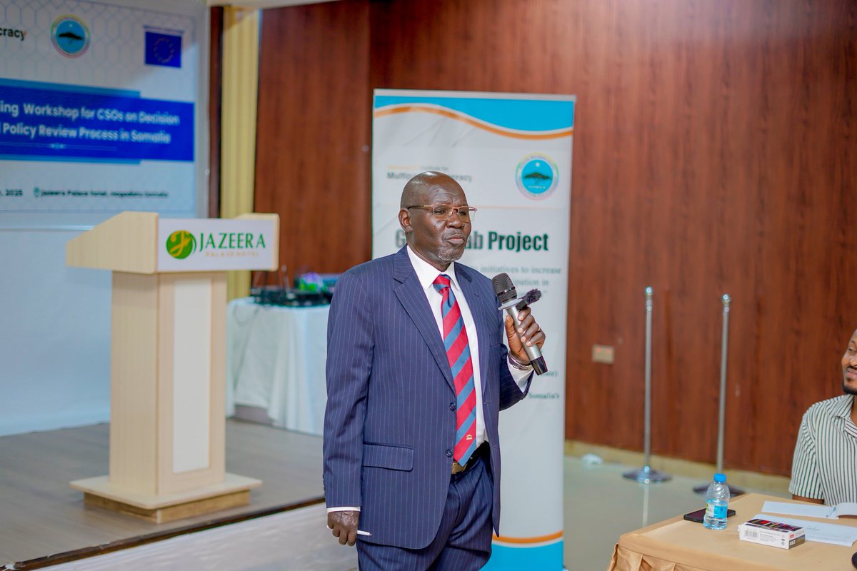 The <a href="/SONSA_NSA/">𝐒𝐨𝐦𝐚𝐥𝐢𝐚 𝐍𝐨𝐧-𝐒𝐭𝐚𝐭𝐞 𝐀𝐜𝐭𝐨𝐫𝐬</a> hosted workshop is now officially opened by Somali civil society Chairperson <a href="/Osman_Moallim/">Osman Moallim</a> under the .<a href="/GoleKaab/">Gole Kaab</a> project. 

Capacity Building Workshop for CSOs on government decision-making &amp; policy review kicks off in #Mogadishu — and the event is going on well.