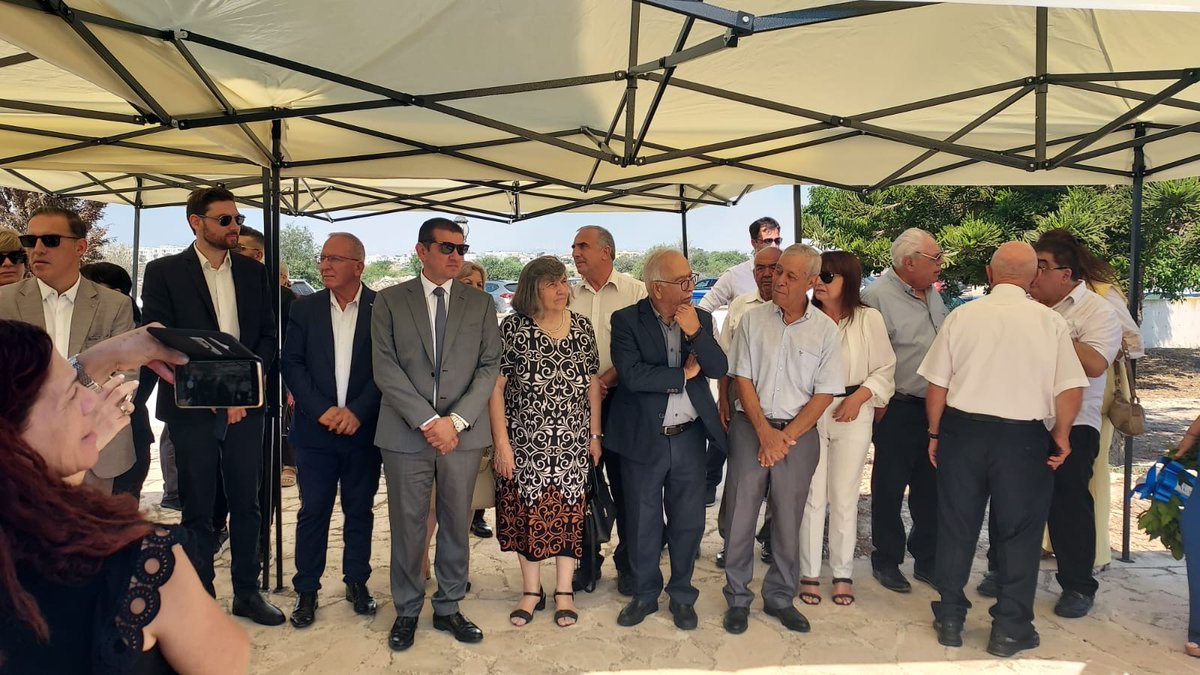 Υπουργείο Υγείας - Ministry of Health (@minhealthcy) on Twitter photo Επιμνημόσυνος λόγος Υπουργού Υγείας <a href="/MichaelDamianos/">Michael Damianos</a>, στο Ετήσιο Μνημόσυνο των Πεσόντων Ακανθιωτών.
📌tinyurl.com/569pansc Επιμνημόσυνος λόγος Υπουργού Υγείας <a href="/MichaelDamianos/">Michael Damianos</a>, στο Ετήσιο Μνημόσυνο των Πεσόντων Ακανθιωτών.
📌tinyurl.com/569pansc