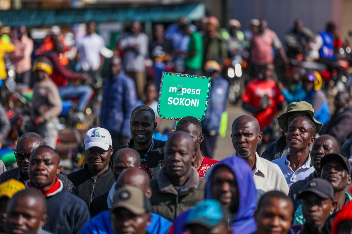 britnie_coco's tweet image. Day 1 in Migori kicked off with @SafaricomPLC engaging customers on fraud awareness & educating locals on Zidii loan facilities. The youth also learned how to join & benefit from Safaricom Hook, opening doors to new opportunities.
#MPESASokoni