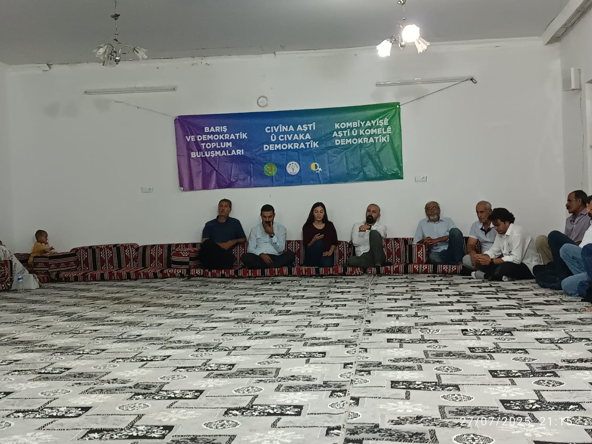 demurfail63's tweet image. Barış ve Demokratik Toplum Buluşmaları kapsamında bugün toplantımız Kovancı Köyü’nde gerçekleştirildi. Halkımızla bir araya gelerek siyasi süreç üzerine görüş alışverişinde bulunduk, talepleri dinledik.

Di çarçoveya Civînên Aştî û Civaka Demokratîk de, îro civîna me li Gundê…