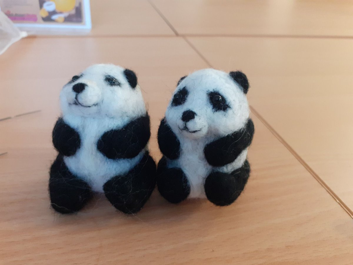 ThinkAheadWigan's tweet image. π§Ά Crafting with Needles πͺ‘
Join our creative Crafters for a therapeutic and relaxing session.
This wonderful group includes lots of socialisation, sharing ideas and peer support!
π
Next session - Friday 1st August at 10.30am
β Call 01942 824888 for more information