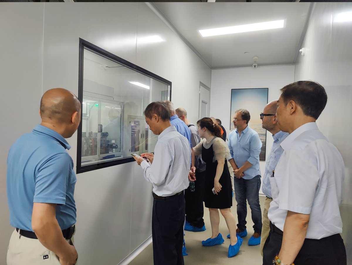 SWI_Display's tweet image. You&apos;re Always Welcome to Visit Our Display Factory

At SWI, we believe that trust begins with transparency.
We’re proud to open our doors to partners around the world — to show how our TFT, OLED, and EPD displays are made, and how we ensure quality at every step.
#DisplayFactory