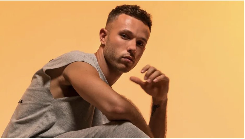 Espacio Coruña (@espaciocorunacc) on Twitter photo ¿Os suena esta canción? “uh na na uh na na eh…” 🎶
Fue candidata a Eurovision 2025 y la sintoní del Tour de Francia. Y su bailarín fue David Freire, uno de los socios de Punto Cero, la nueva escuela de danza que abre después del verano en #EspacioCoruña.  ¡qué ganas! ¿Os suena esta canción? “uh na na uh na na eh…” 🎶
Fue candidata a Eurovision 2025 y la sintoní del Tour de Francia. Y su bailarín fue David Freire, uno de los socios de Punto Cero, la nueva escuela de danza que abre después del verano en #EspacioCoruña.  ¡qué ganas!