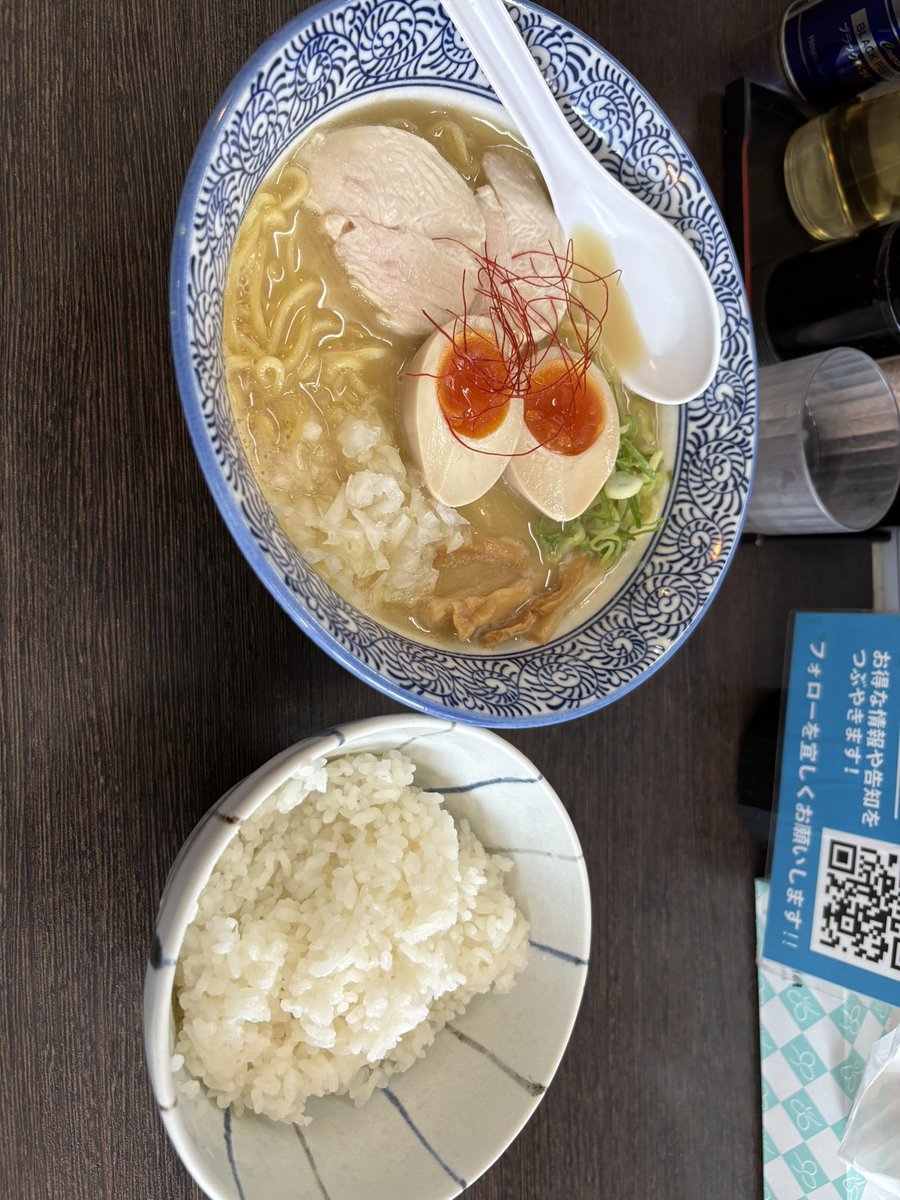 3dnetuler's tweet image. おつです🐰
週初めというより昨日いつの間にか制限到達してて低速に移行してて泡…
お昼食べた🍜美味しかったのでまた行きたいです✨
明日帰る予定だったけど夜のうち出て帰宅示唆(強)へ
猫吸いしたい😿