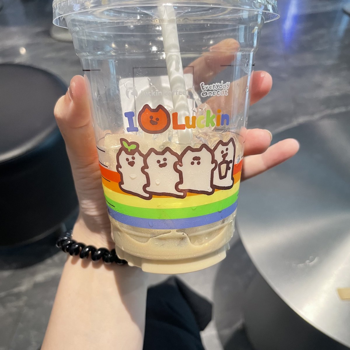coooo224's tweet image. 瑞幸什么时候开来日本。
我真的很需要生耶拿铁。冰吸生耶拿铁也很需要。