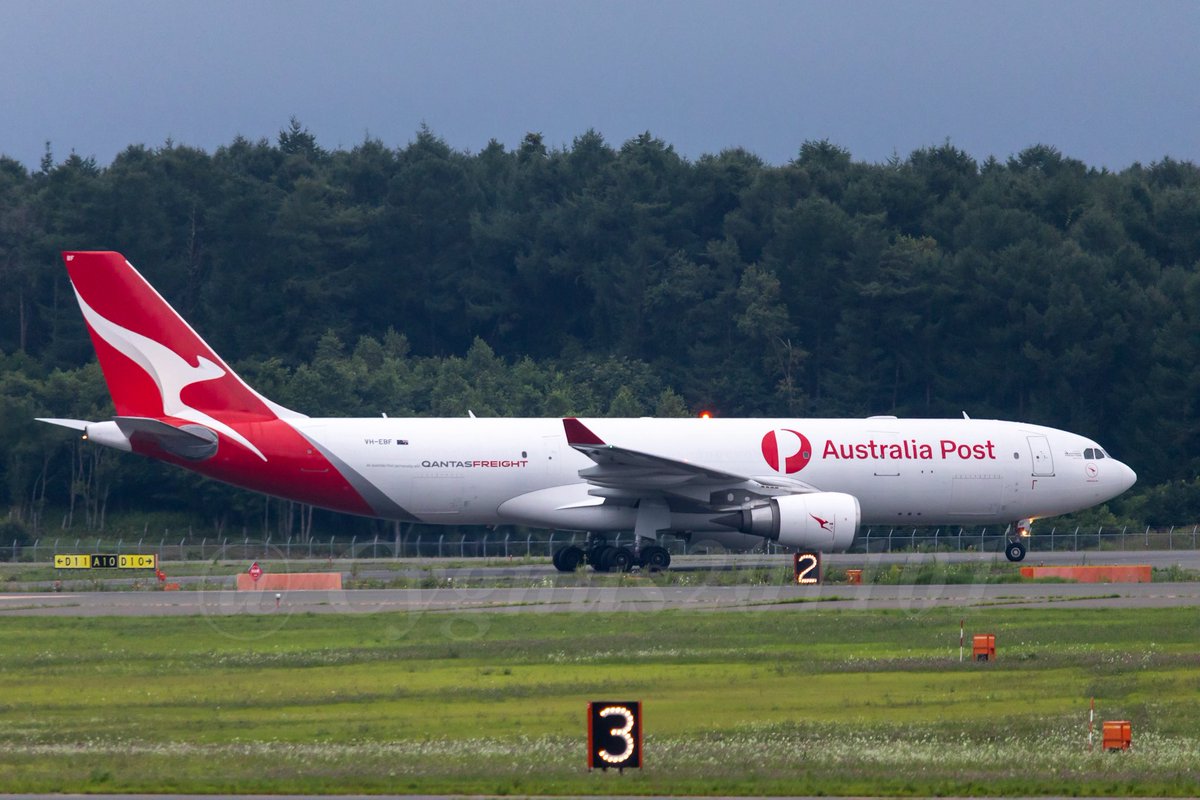 Cygnus201101's tweet photo. VH-EBF
Airbus A330-202(P2F)
Qantas Freight (Australia Post)
シドニーから飛来したこの機体
QFAのA330フレイターは初見
さらには「Australia Post」のロゴまで入っていました🤗
July 28, 2025
#VHEBF #A332 #QantasFreight #CTS #RJCC #新千歳空港 https://t.co/rmnLY20t3N
