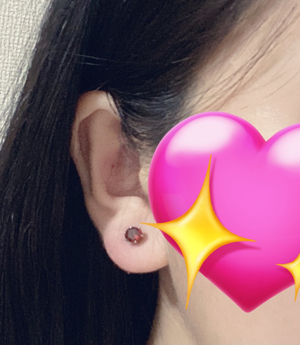 roro_982's tweet image. じゃぬとおそろピアス
