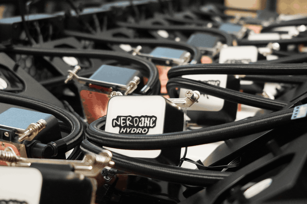 This isn’t a retrofit.

It’s a purpose-built hydro loop designed for BM1368s.
• Copper cold plate
• Microchannel contact
• Custom AIO

The first liquid-cooled Nerdaxe made for serious home mining.

Be the first to know when the next batch of NerdQaxe+ Hydro drops: