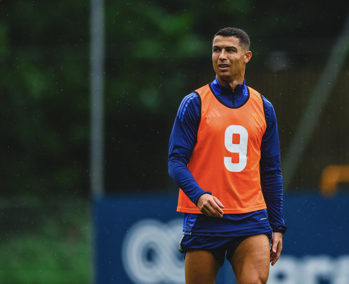 Ronaldo_Nassr7's tweet image. Greatest number 9 &amp;amp; 7 of this generation. ✨
