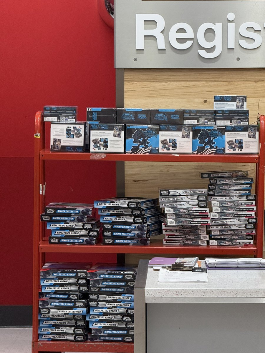 Poké Roc tweet media