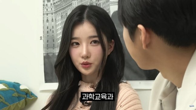 dailytriples's tweet image. 📰˚。⋆ “Talented people who would have succeeded even if they had studied...Kim Yooyeon”
Article discussing Yooyeon & her academic ability! 📚
“In recent years, the idol world has seen a rise in members who have excelled in various fields alongside their academic…