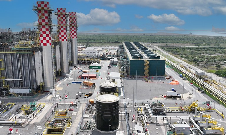 canalgov's tweet image. ENERGIA | @LulaOficial participa da inauguração da maior termelétrica a gás natural da América Latina.

Projeto estratégico do Novo PAC atende 8 milhões de residências e reforça a matriz energética brasileira.

Leia na Agência Gov: trk.ebc.com.br/Ul1nU.

📸 @ANEEL_govbr