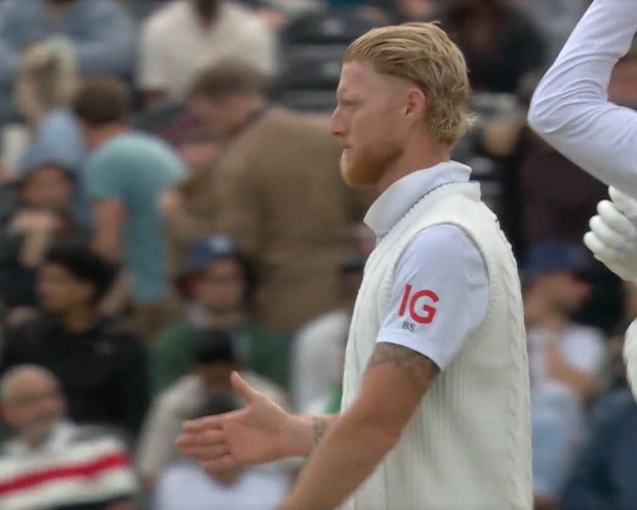 LawrenceBailey0's tweet photo. This is such a horrible take.Those two players earned the right to go for their milestones! ENG had the chance to deny them but they couldn't! Ben Stokes's England aren't the moral bearers of the game when it comes to deciding who achieves milestones &amp; who doesn't! EMBARRASSING! https://t.co/LcCsMdcNGg