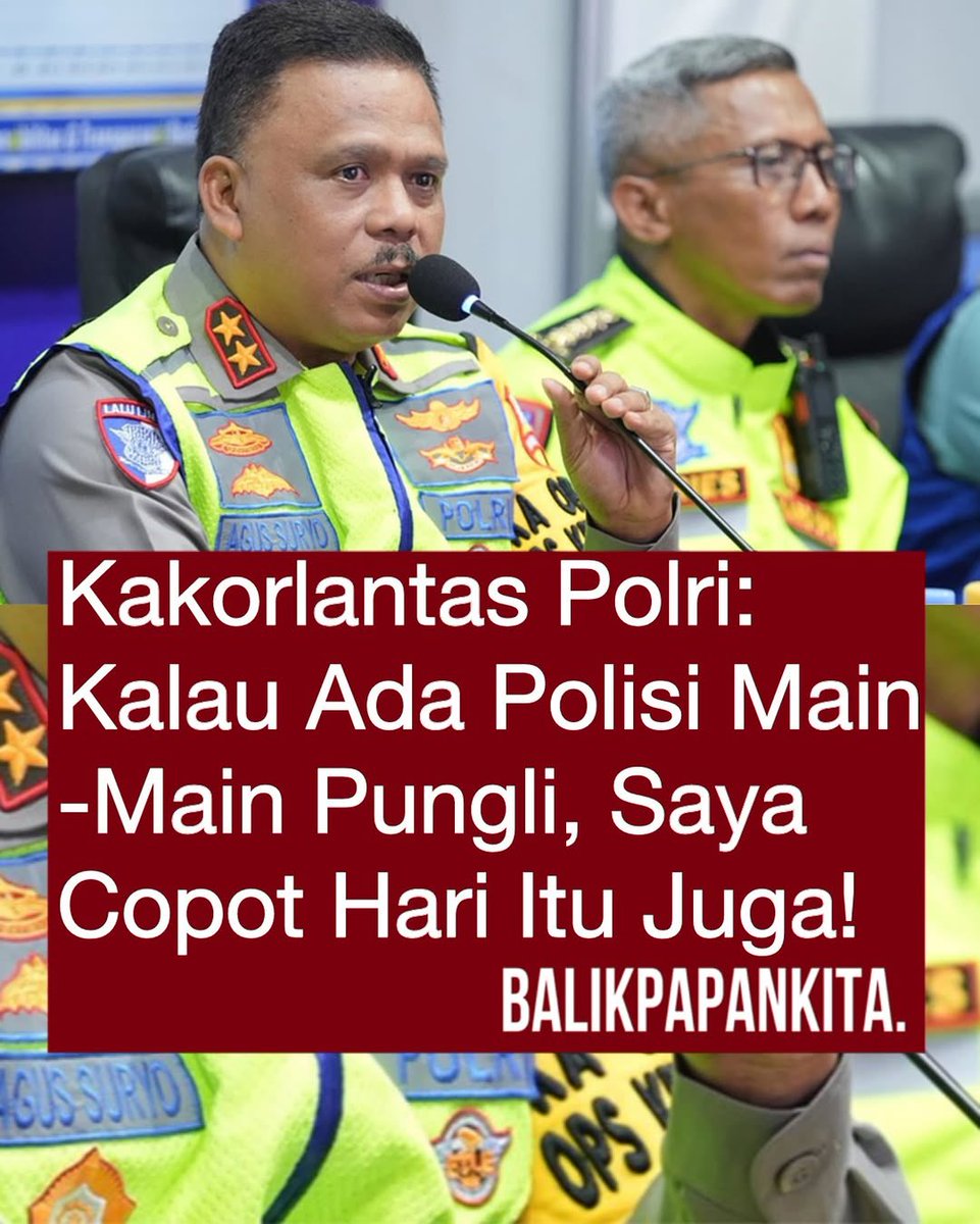 RIPDEMOKRASI's tweet image. ✍️ 

Bukan Di Pecat 
Dari : Polri.

🤔 

Di Copot Jabatan.

Jika 
Polisi Pelaku Pungli 
Tidak Memiliki Jabatan 

Terus 
APA ...!?!? 
Yang Mau Di Copot 
Baju Atau Sempak 

🤢