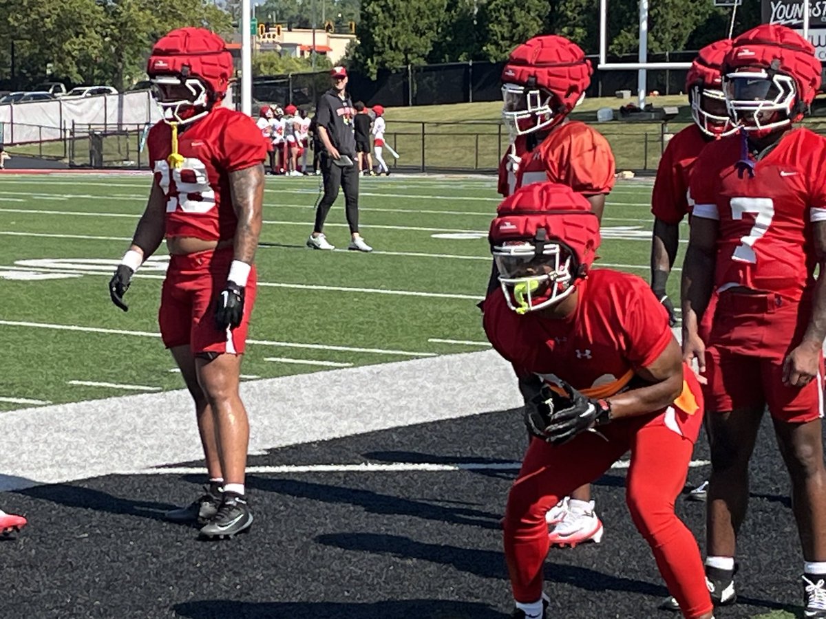 DanaBalash21's tweet image. .⁦@21WFMJSports⁩  YSU First day of fall camp..