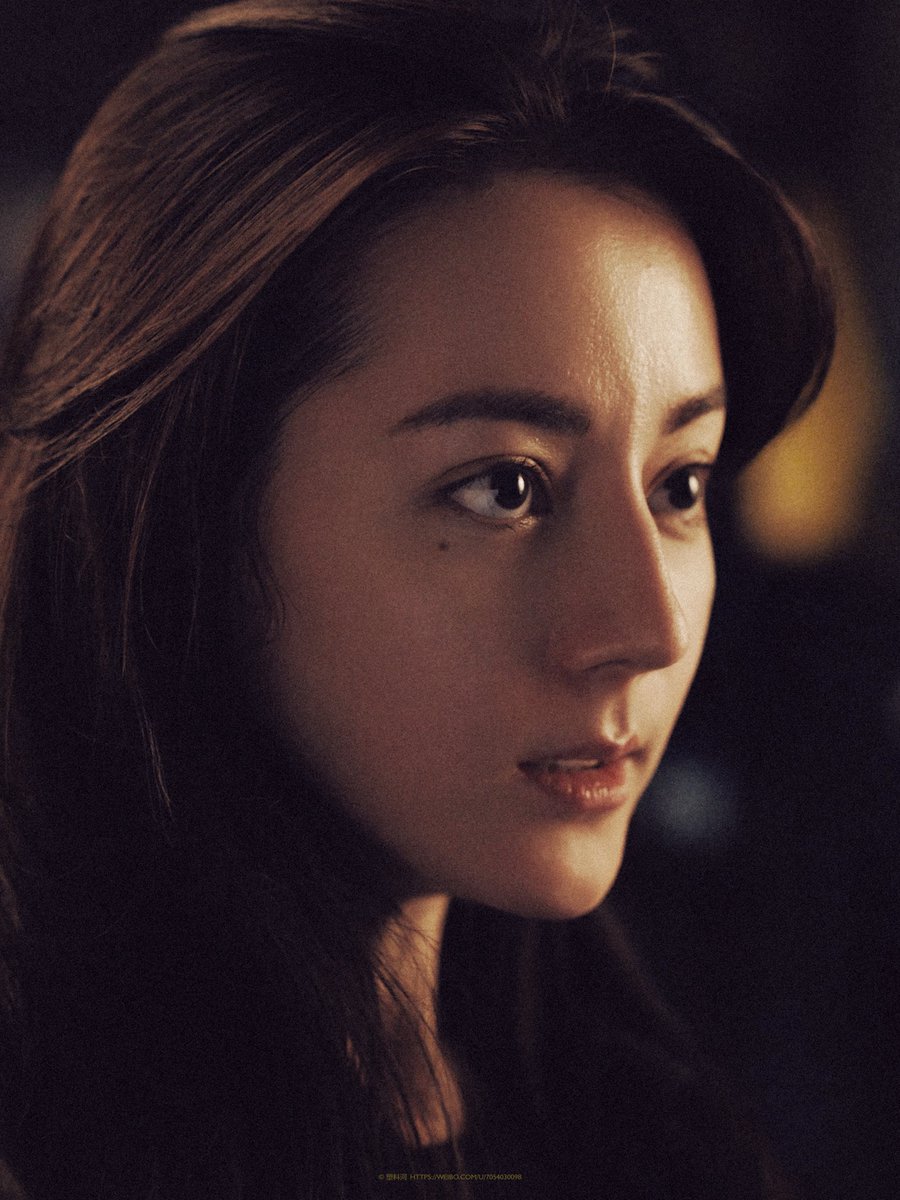 ForCdrama's tweet image. Drama #SwordRose starring #Dilraba #Dilireba achieved an average rating of 1.8902% and a peak rating of 2.4452% on CCTV-8 on its premiere day, as per Kuyun.
The heat index on Tencent has reached 23741, making it the 2nd highest drama premiere heat index in 2025 on Tencent.