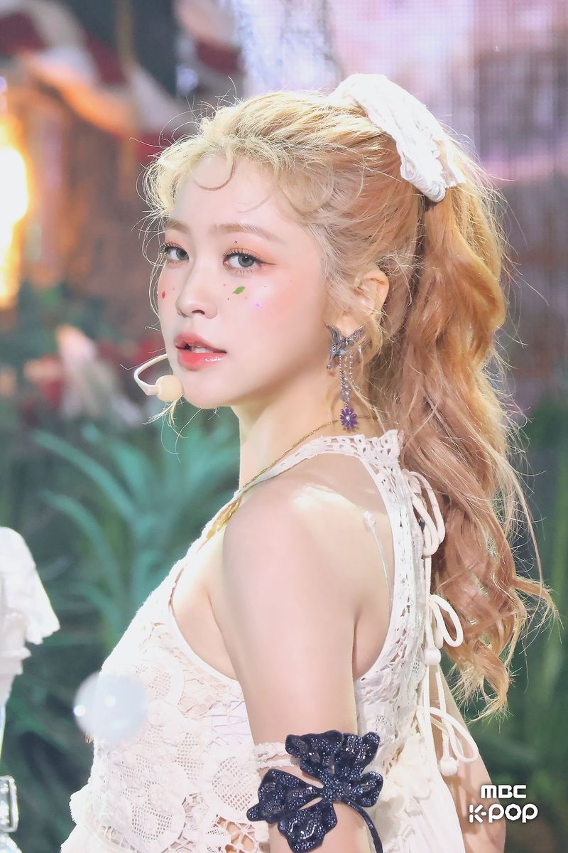 yerispic's tweet image. angel 👼 

#YERI #예리 #KIMYERIM #김예림 #REDVELVET #레드벨벳