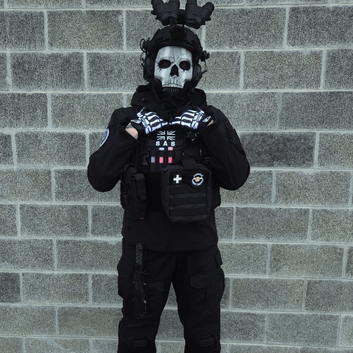 jinguccii's tweet image. I love cosplaying him but I have nowhere to go 😞