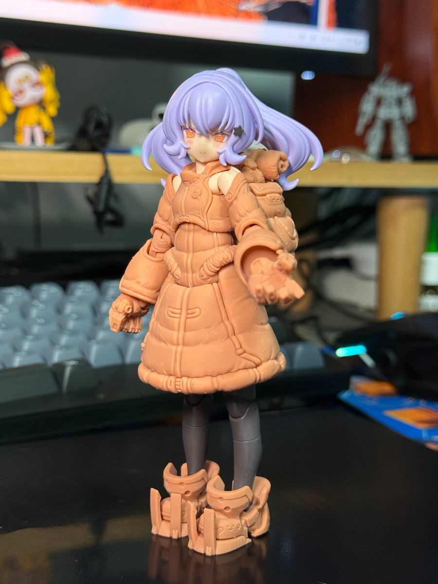 flying_shuimu's tweet image. #メガミデバイス #MegamiDevice
大変お待たせしました!只今のアップデートは各部プロポーションに重点を置き、
① 圧力スーツのローワースカートを理想の高さに落ち着かせ
② 脚部の可動域を大幅に拡大
③ パワードグローブを希望サイズに調整
④ 専用バイクは最終組み立て段階へ!