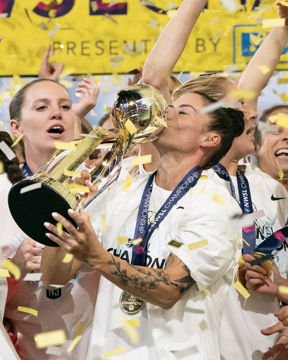 GothamFC's tweet image. Happiest of birthdays to #GothamFC Club Ambassador and @NWSL legend @alikrieger! 

Celebrate like the ICON that you are! 🎉