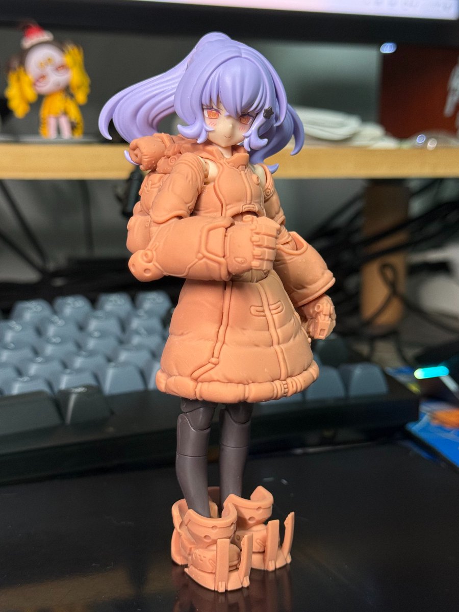 flying_shuimu's tweet image. #メガミデバイス #MegamiDevice
大変お待たせしました!只今のアップデートは各部プロポーションに重点を置き、
① 圧力スーツのローワースカートを理想の高さに落ち着かせ
② 脚部の可動域を大幅に拡大
③ パワードグローブを希望サイズに調整
④ 専用バイクは最終組み立て段階へ!