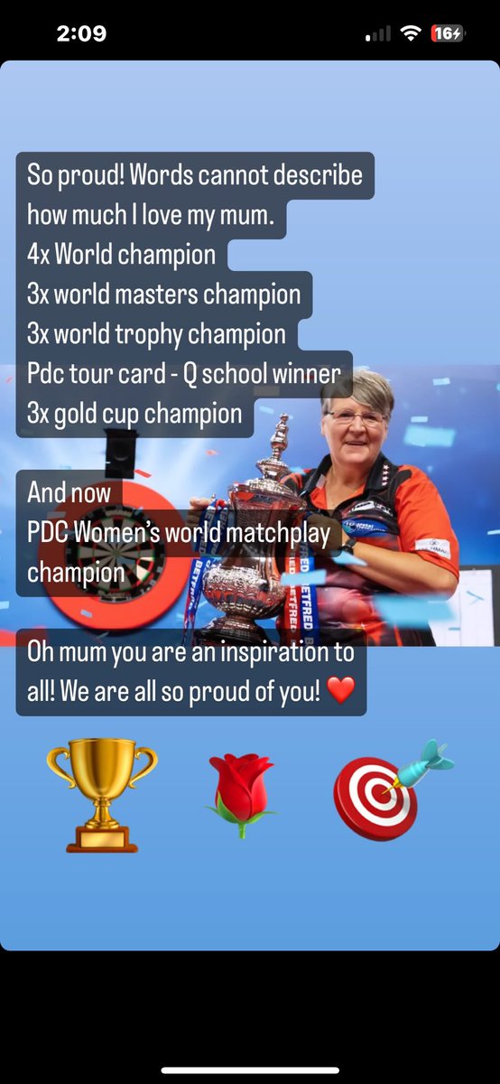 linner901's tweet photo. So proud of my mum #pdc https://t.co/t8gpL6ZLRi