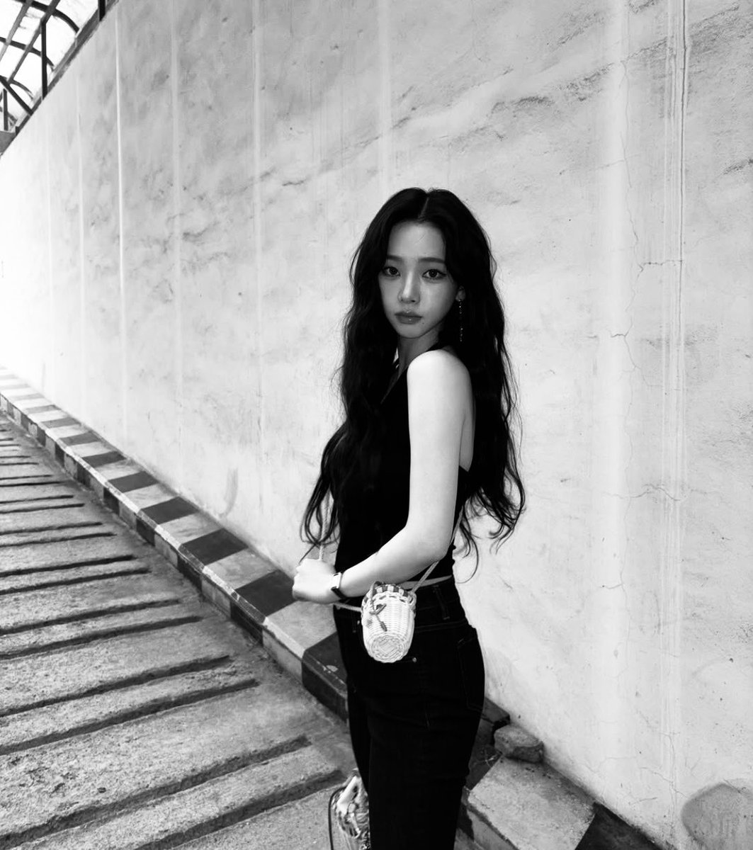 L͟I͟L͟I͟ANNE ONG. tweet media